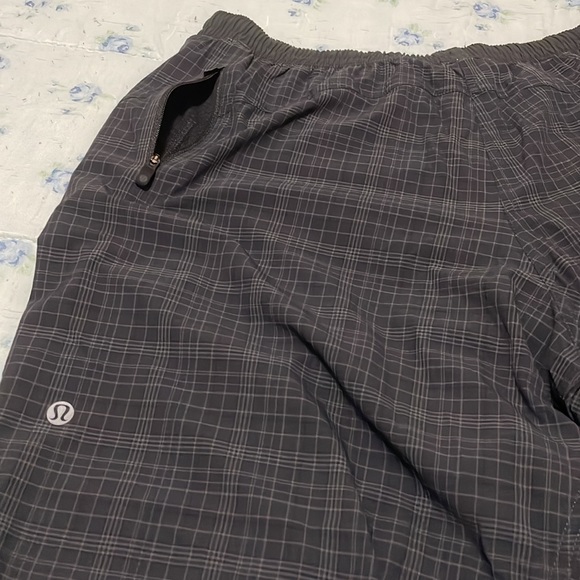 EUC Lululemon Pace Breaker Shorts - Picture 3 of 8